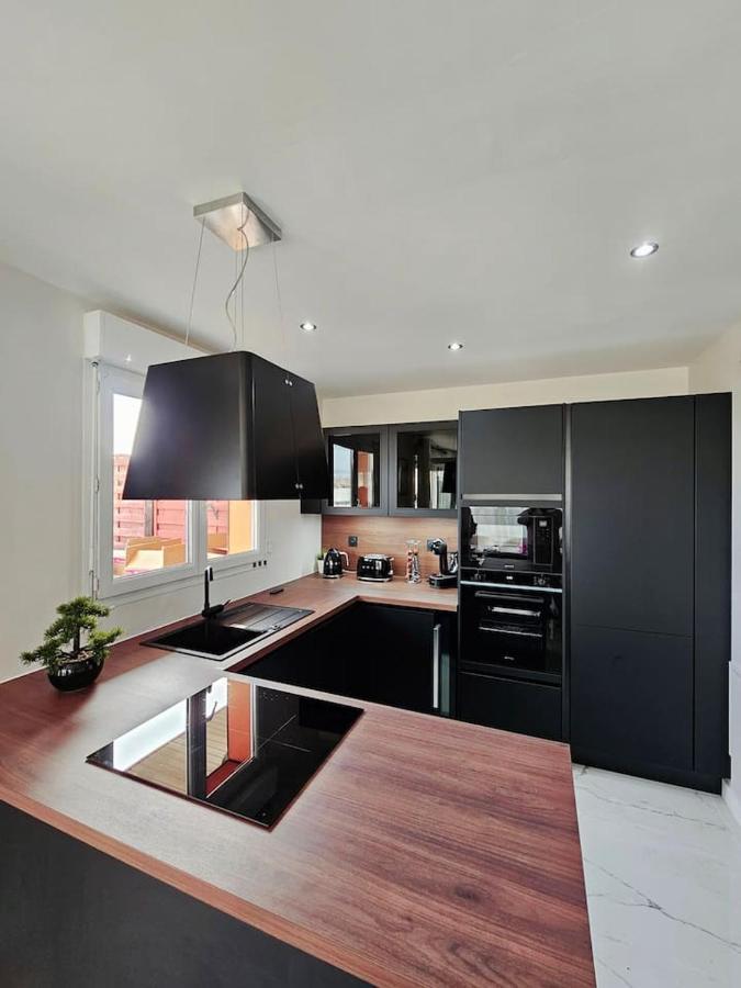 Stylish Rooftop Avec Terrasse A 2Pas De Disney Paris 몽테브랭 외부 사진
