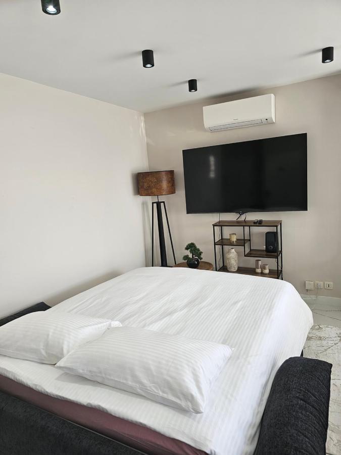 Stylish Rooftop Avec Terrasse A 2Pas De Disney Paris 몽테브랭 외부 사진