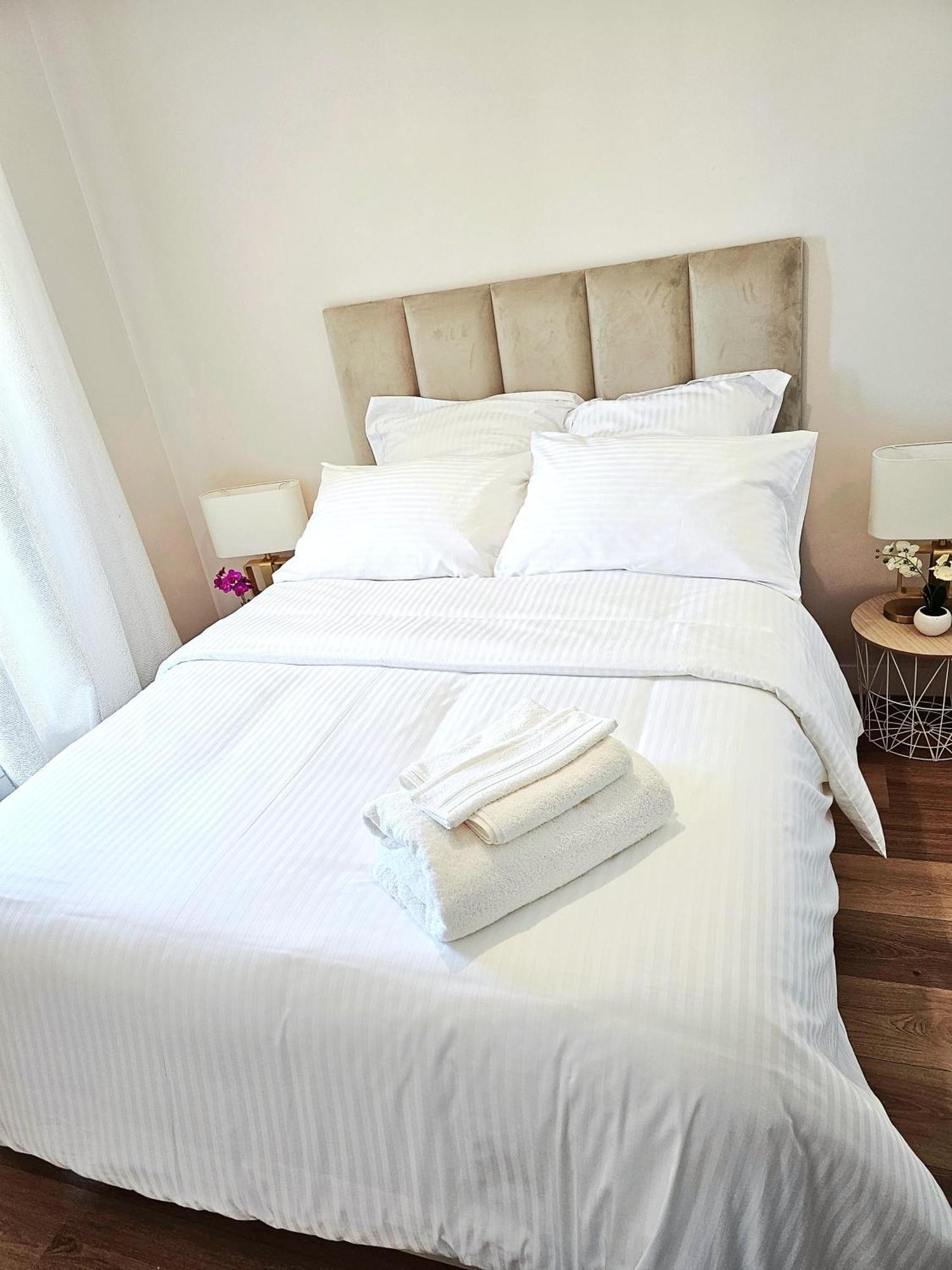Stylish Rooftop Avec Terrasse A 2Pas De Disney Paris 몽테브랭 외부 사진